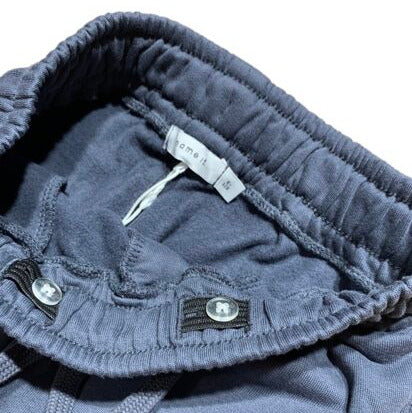 Name it brīvā laika bikses